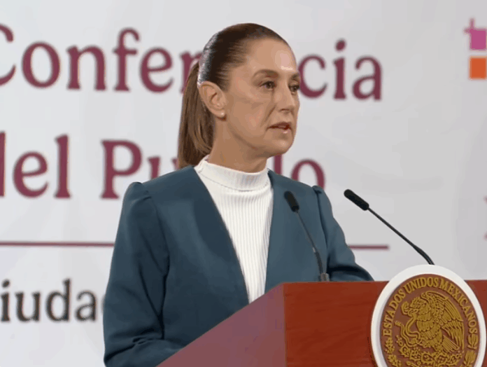 Foto: mañanera del pueblo 13 oct 25