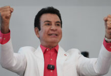 Elección presidencial en Honduras presenta diferencia mínima de 655 votos entre primero y segundo lugar; Nasralla virtual ganador