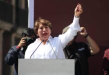 La gobernadora del Edoméx, Delfina Gómez llama a fortalecer la unidad y cerrar filas a favor de la Presidenta Claudia Sheinbaum, por la defensa de la soberanía Nacional. Foto: Delfina Gómez