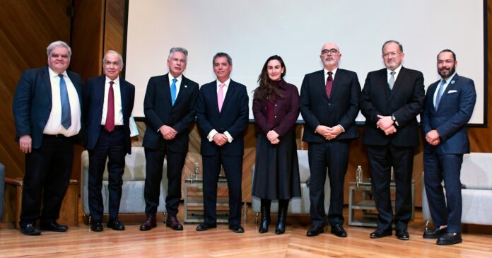 Comisión Nacional de Seguros y Fianzas