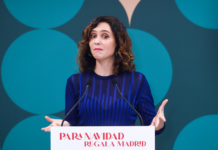 Ayuso cancela la última parte de su gira en México y alude a un «clima de boicot»