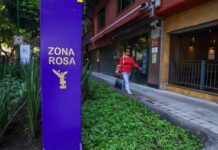 Gobierno de la CDMX entrega obras de recuperación en la Zona Rosa y sanitarios públicos